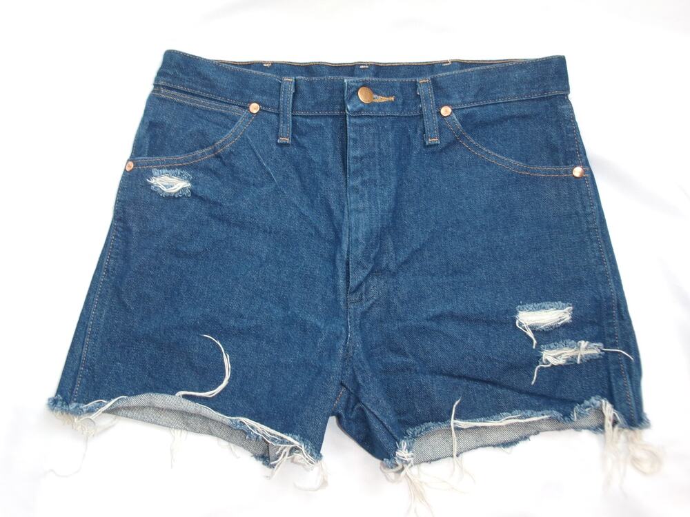 Wrangler Vintage Distressed Cutoff Denim Shorts 31 High Rise NWOT